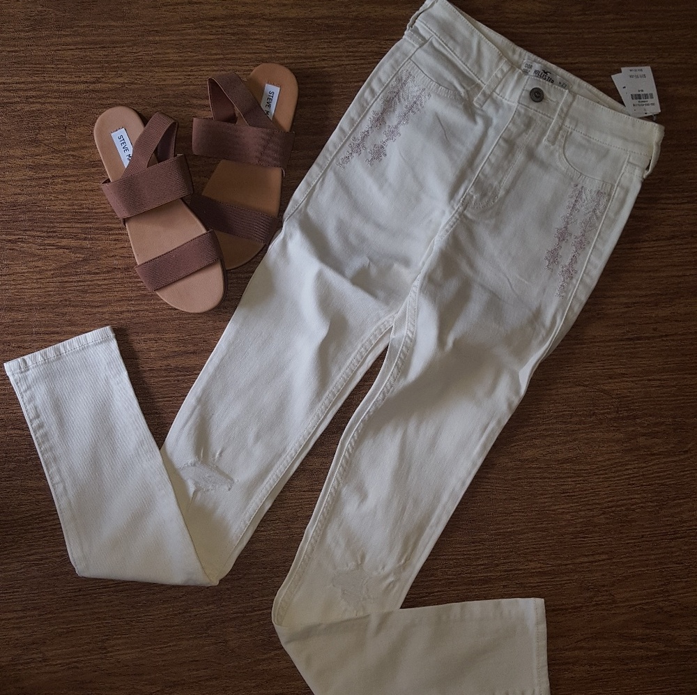 NWT Hollister white high rise super skinny jeans